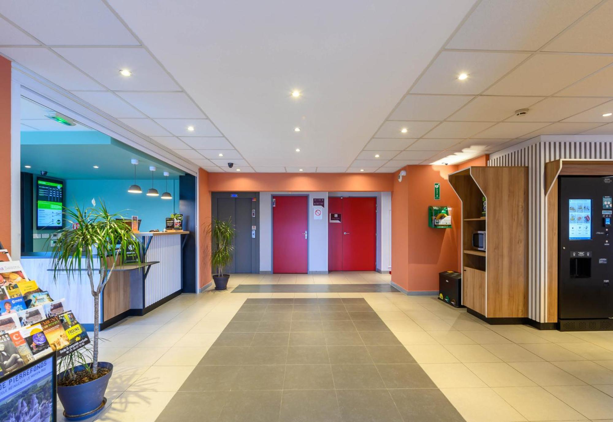 B&B Hotel Compiegne 토우로트 외부 사진