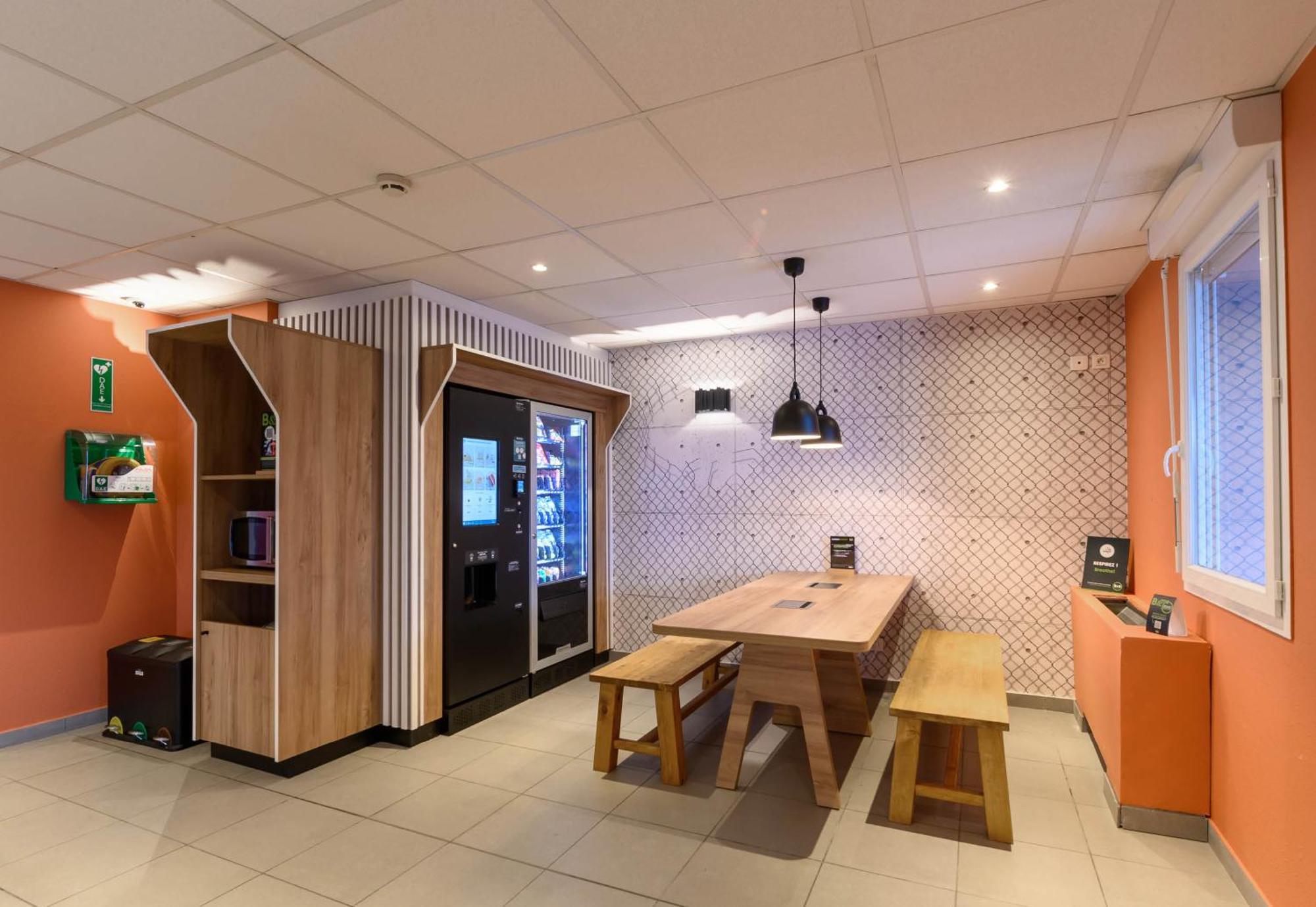B&B Hotel Compiegne 토우로트 외부 사진