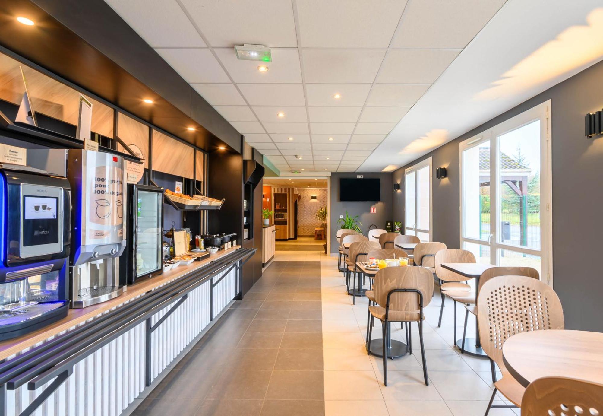 B&B Hotel Compiegne 토우로트 외부 사진