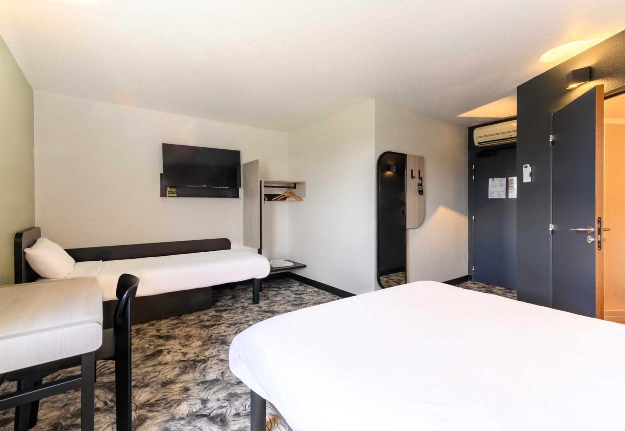 B&B Hotel Compiegne 토우로트 외부 사진